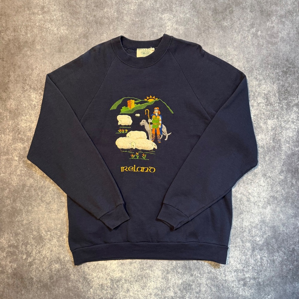 Vintage Ireland Embroidered Sheep Sweatshirt Mens XL Navy Blarney Woollen Mills